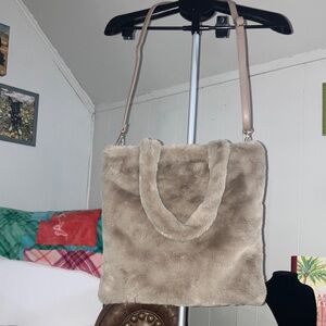 Elegant Faux Fur Tote Bag - Tan